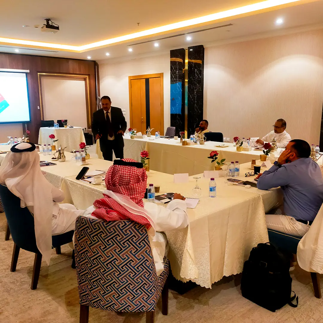برنامج تدريبي لمديرين في السعودية